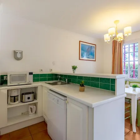 Apartment Apartment Les Rivages Du Lac Saint-Raphael (Var)