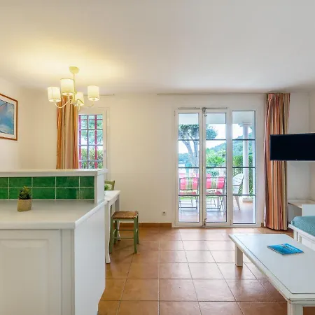 Apartment Les Rivages Du Lac Apartment Saint-Raphael (Var)